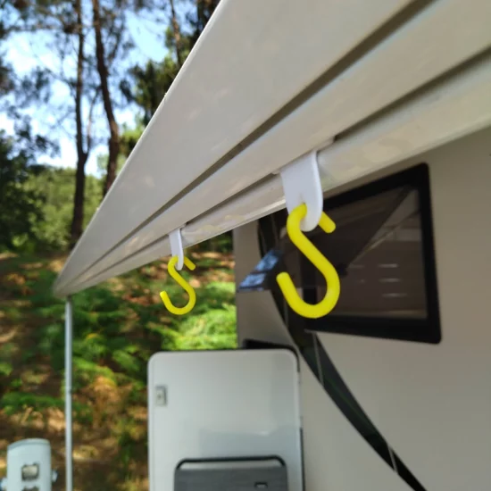 Juego de ganchos para toldos Fiamma de autocaravanas y vehículos de ocio.