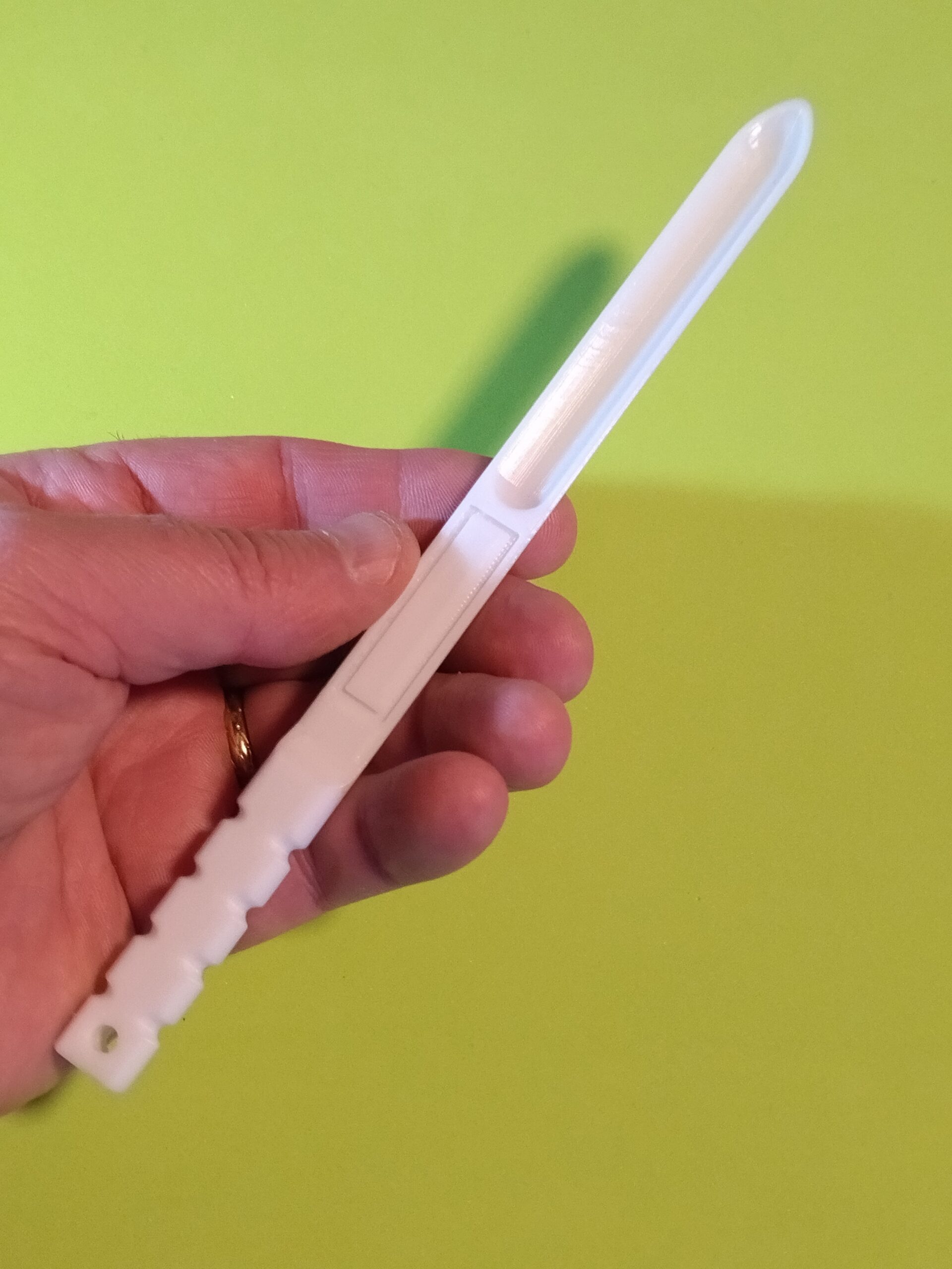 Cuillère stomacale pour pêche à la mouche – 180 mm – FFMS2